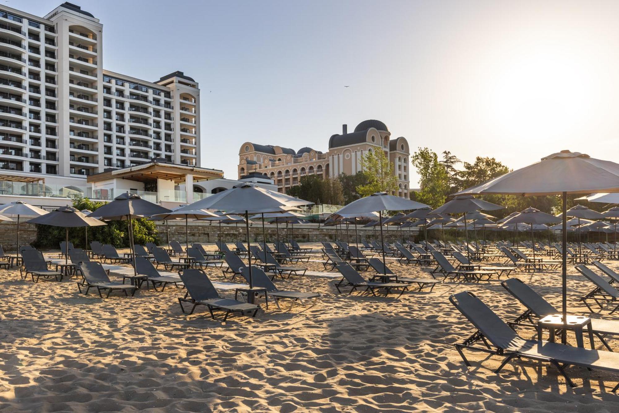 Secrets Sunny Beach Resort & Spa (Adults Only) Экстерьер фото Beach at the Grand Resort