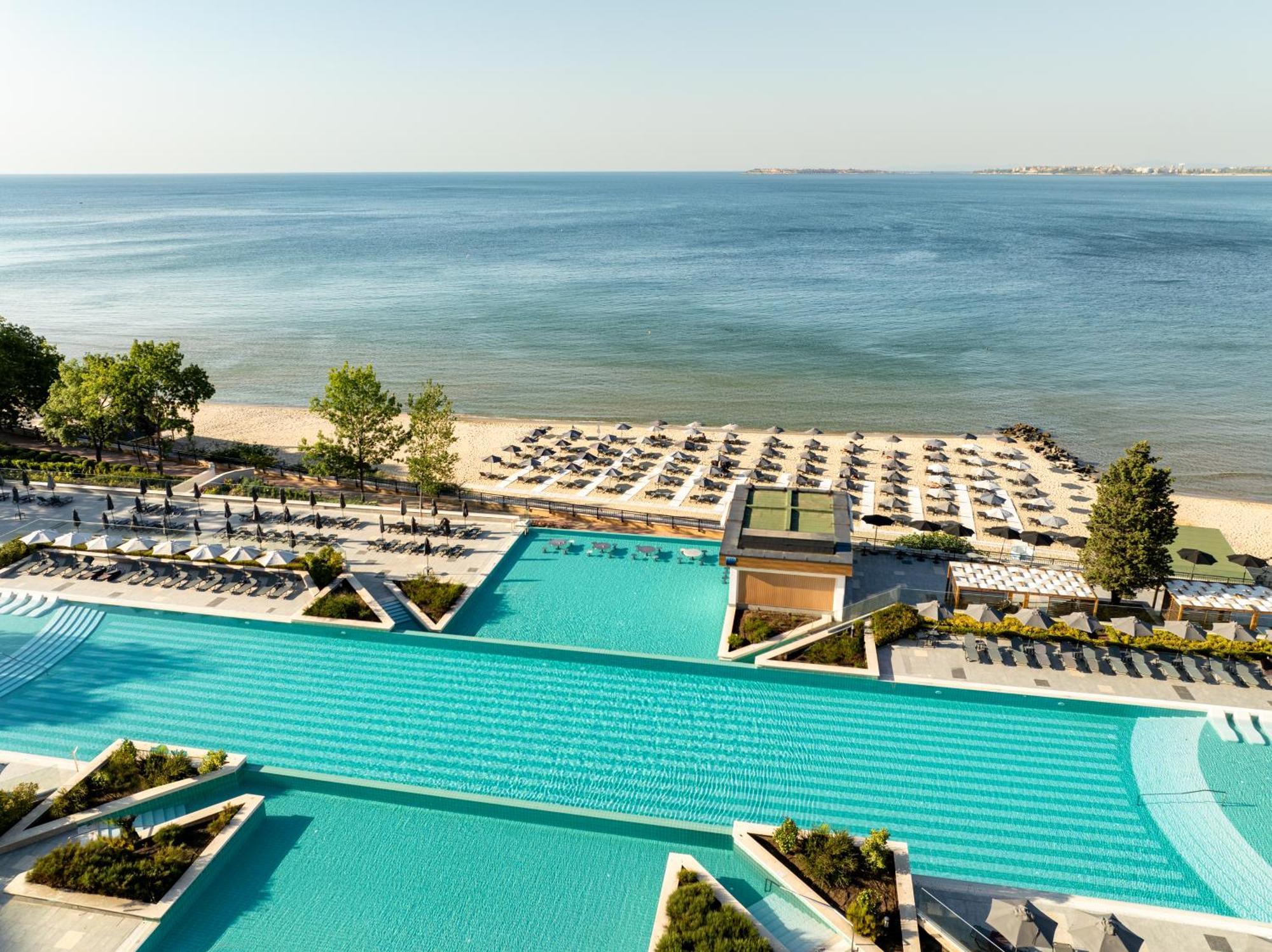 Secrets Sunny Beach Resort & Spa (Adults Only) Экстерьер фото The hotel's swimming pool